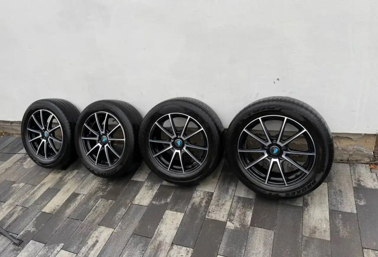 Mazda 6 с бензиновым двигателем 2.0 л и автоматом