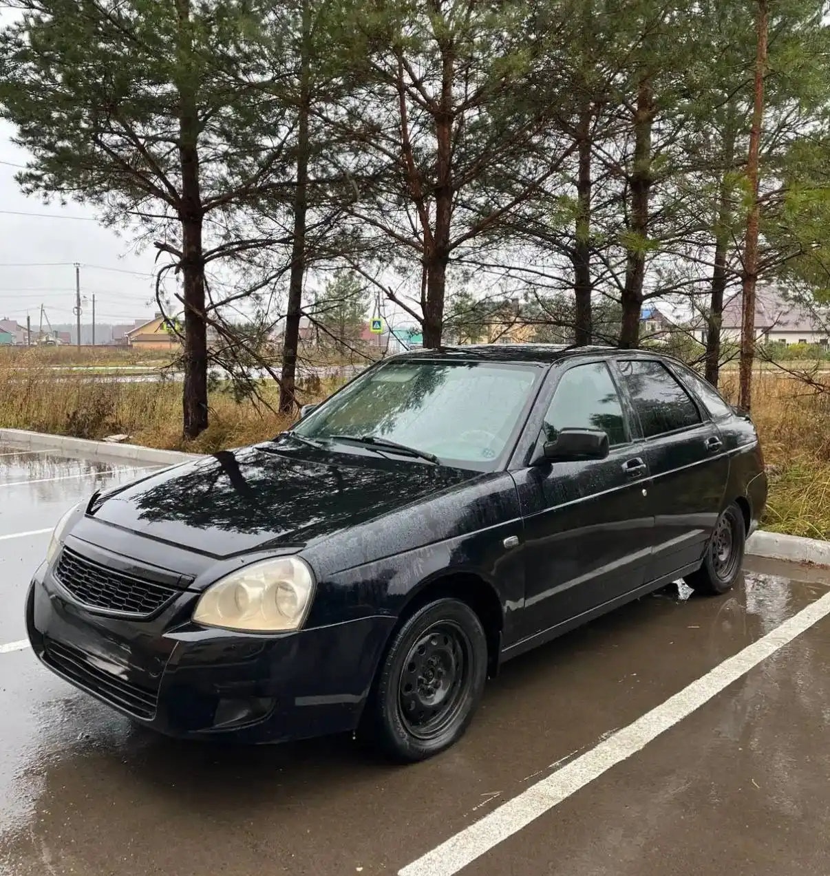 Продажа автомобиля 2011 года с ЭУР, зимней и летней резиной