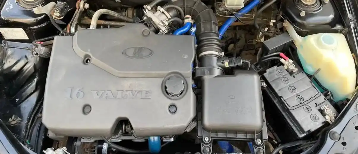 Продажа автомобиля 2011 года с ЭУР, зимней и летней резиной