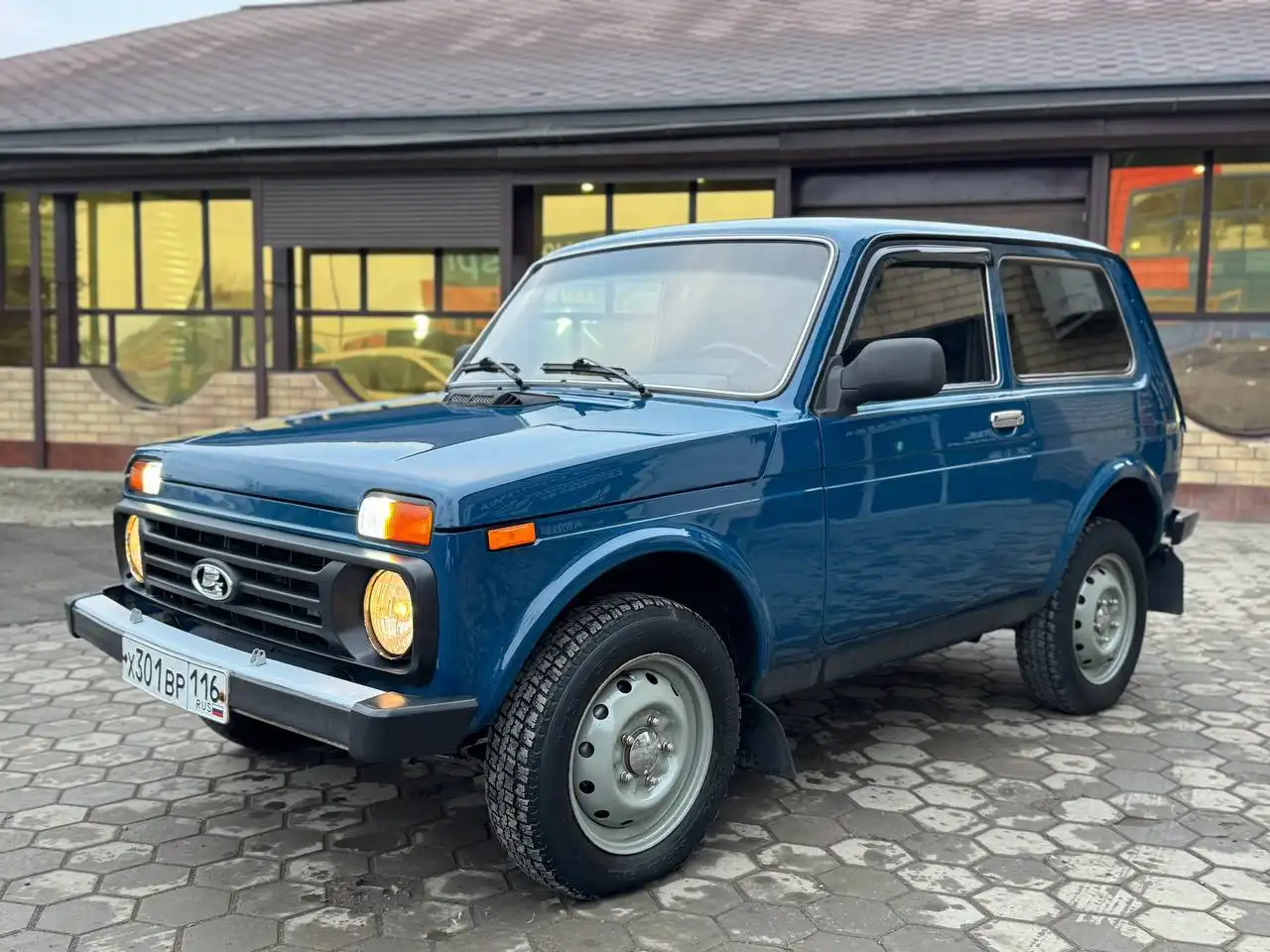 Продажа Нивы 2011 года