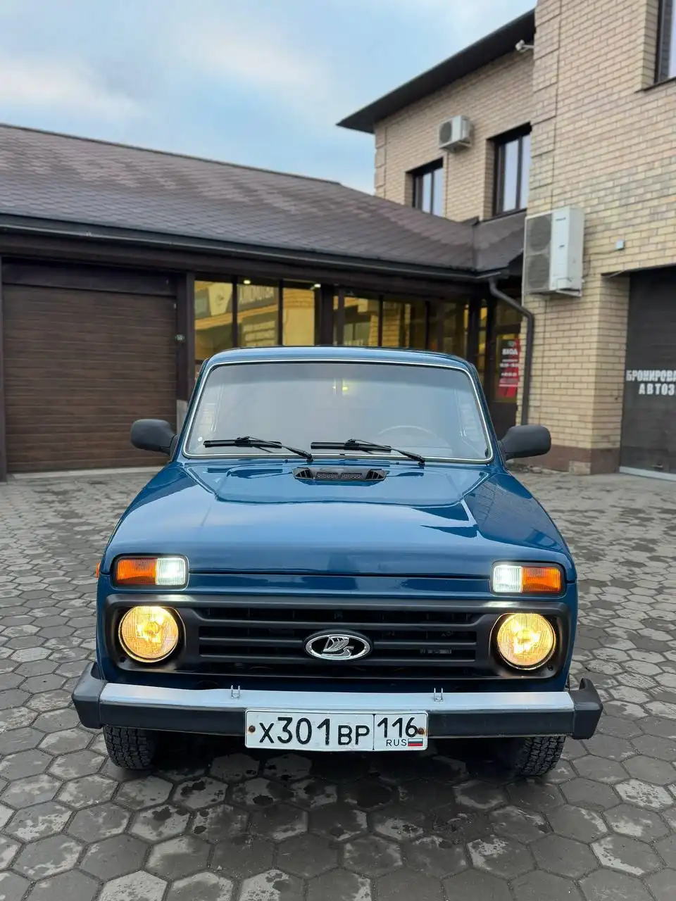 Продажа Нивы 2011 года