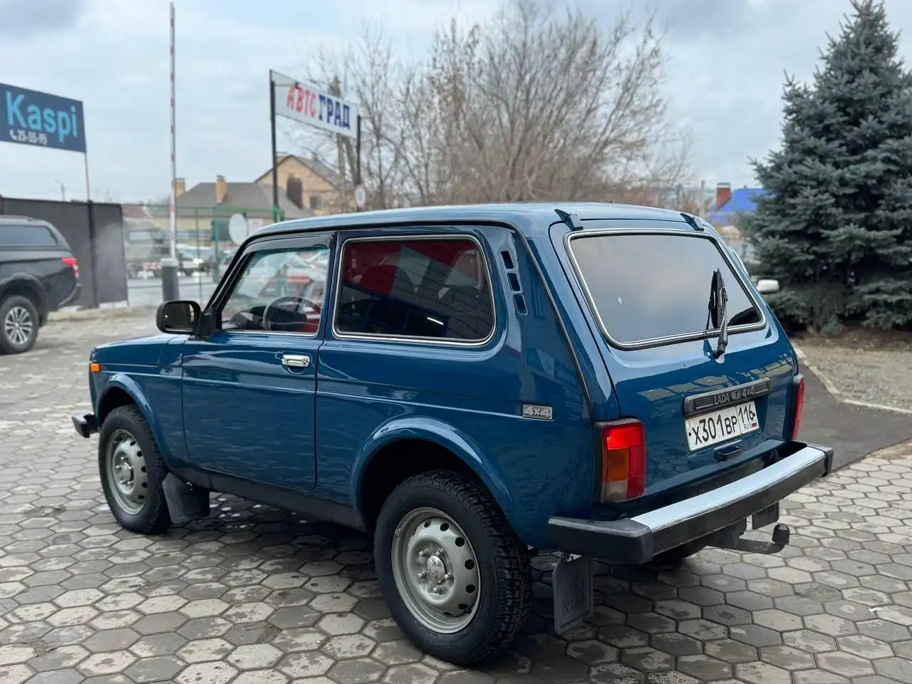 Продажа Нивы 2011 года