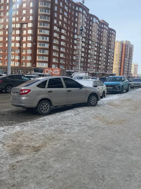 Продам Лада Гранта Лифтбек 2014 года - Госномера в Оренбург