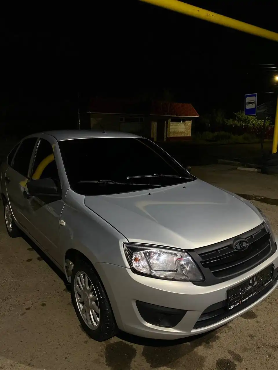 Продам Лада Гранта Лифтбек 2014 года