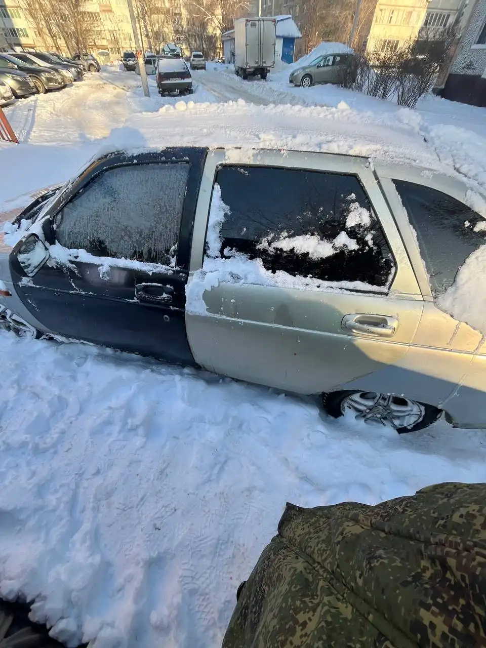 Продажа автомобиля ВАЗ 2106 2002 года с дефектами