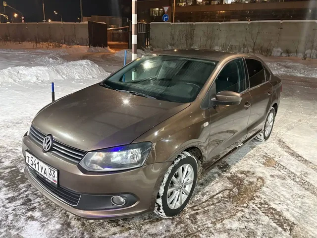 Volkswagen Polo 2015 года, АКПП, 1 владелец - Авто в Москва