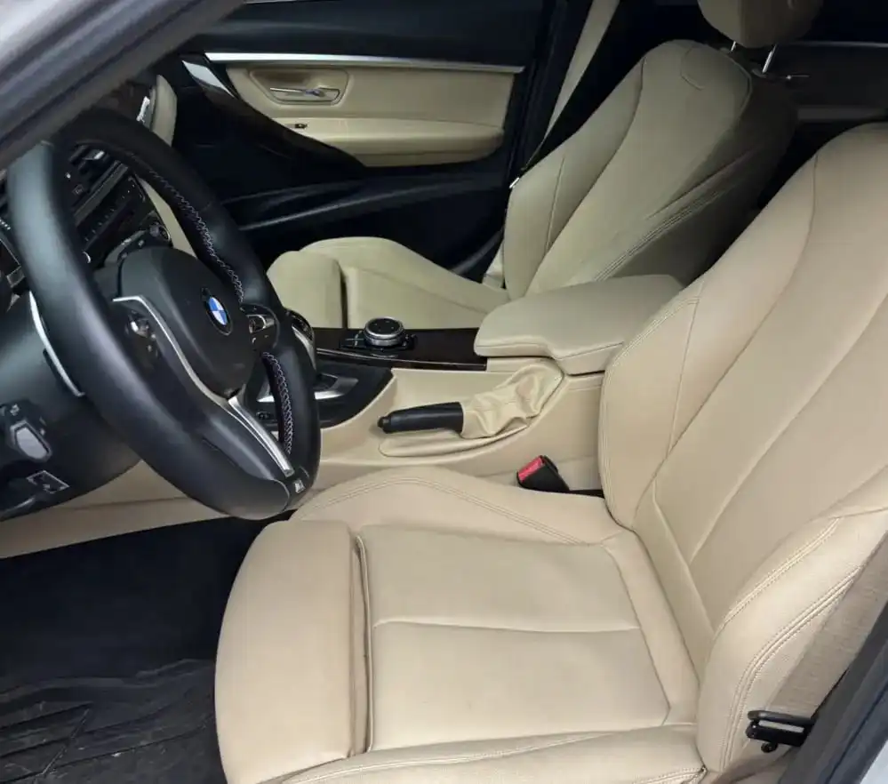 BMW 3 Series 330i xDrive 2017 год в Оренбурге - Авто в Оренбург