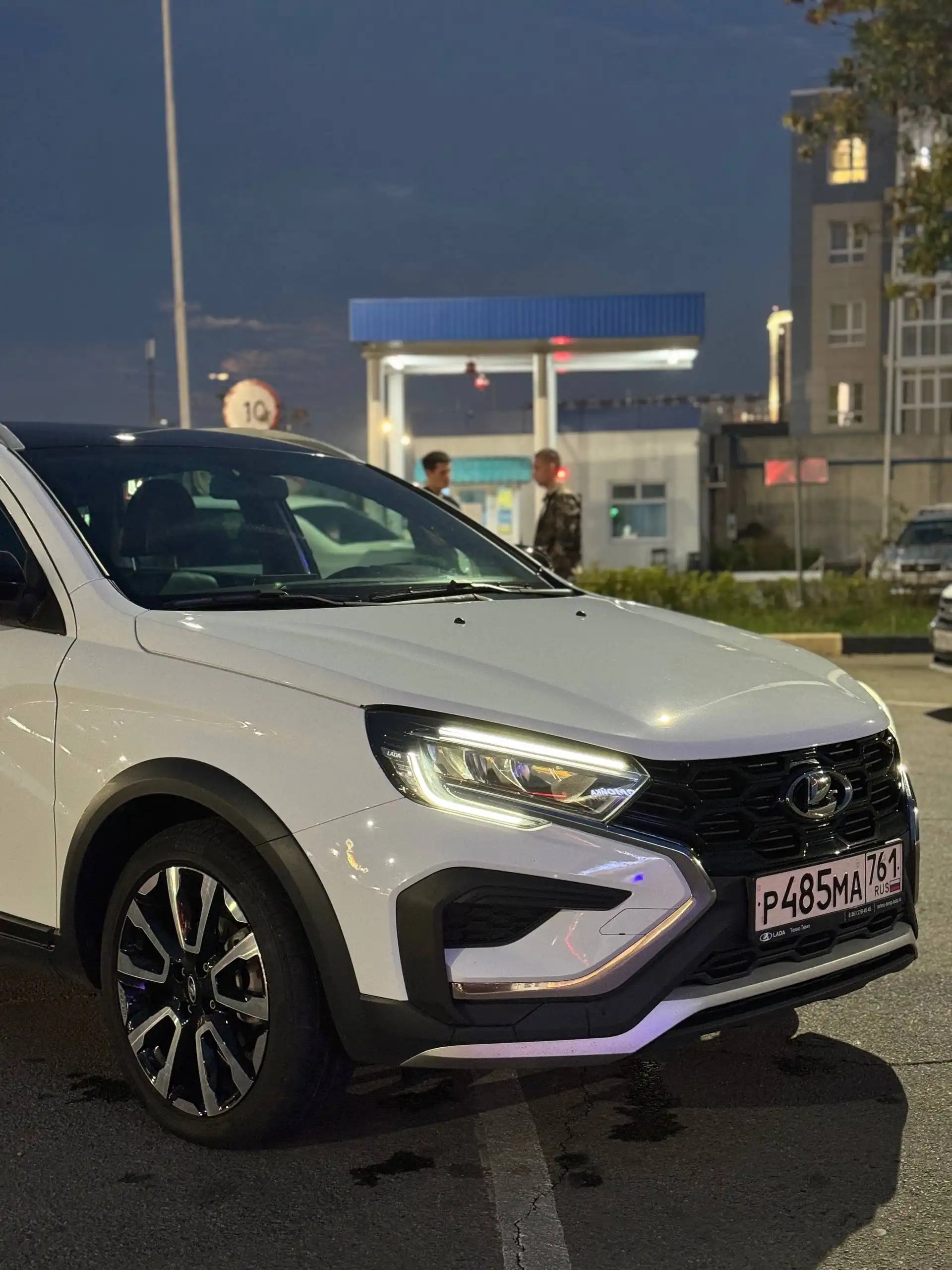 Продажа Лады Весты Кросс 1.4 - Авто в Оренбург