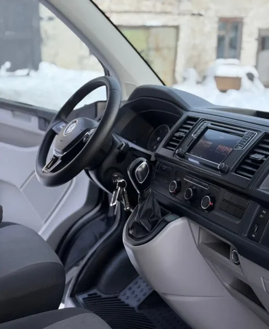 Volkswagen Transporter 2019 T6 автомат дизель 2.0 - Внедорожники и кроссоверы в Оренбург