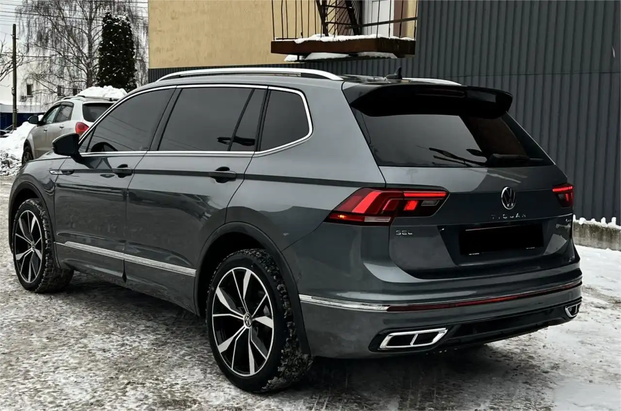 Продажа Volkswagen Tiguan 2022 года в комплектации R-line - Легковые автомобили (Авто) в Оренбург