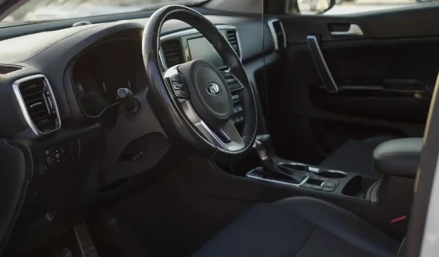 Продам Kia Sportage 2021 года - Легковые автомобили в Оренбург