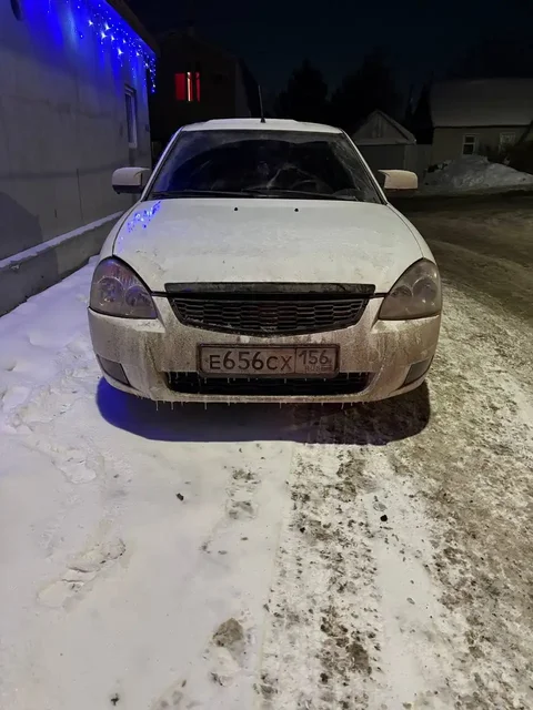 Продается Лада Приора 2010 года, люксовая комплектация - Легковые автомобили в Оренбург