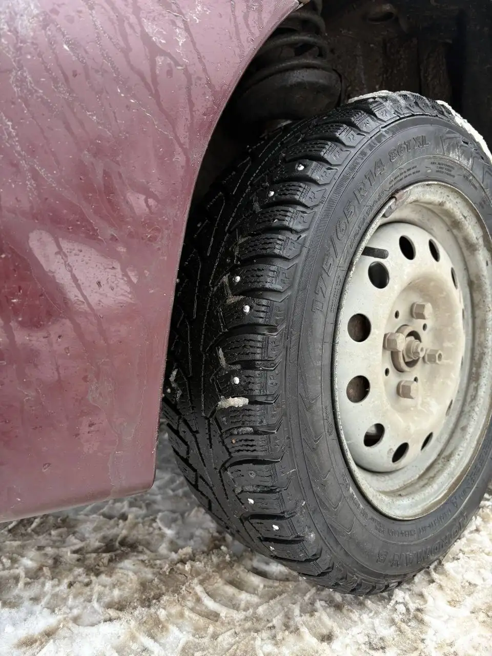 Продажа автомобиля 2011 года - Легковые автомобили (Авто) в Оренбург