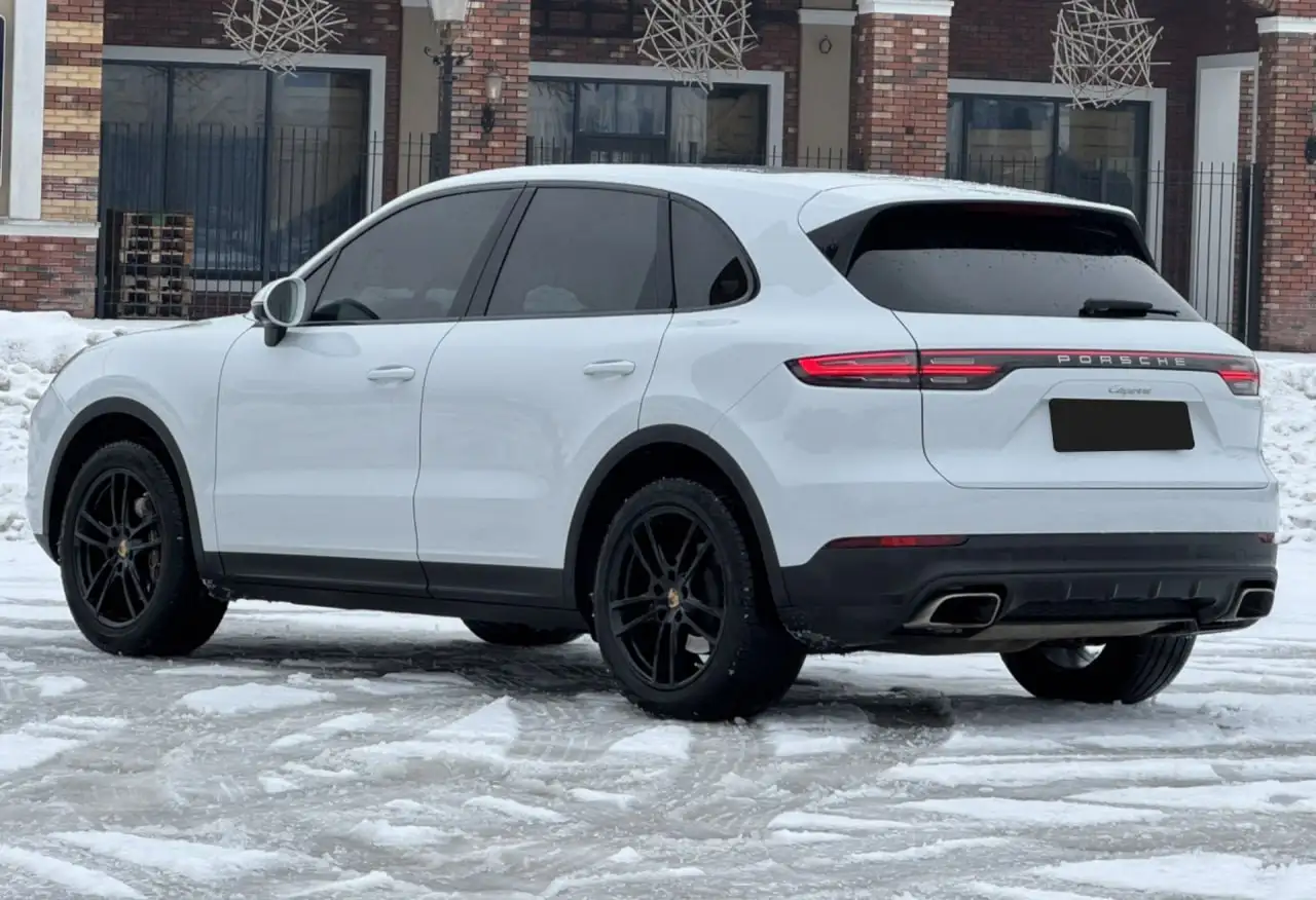Продам Porsche Cayenne 2018 - Легковые автомобили (Авто) в Оренбург