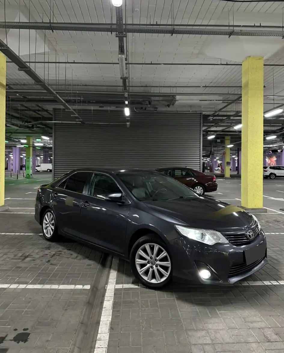 Продажа Toyota Camry 2015 - Легковые автомобили (Авто) в Оренбург