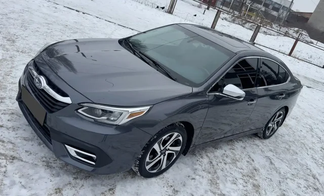 Subaru Legacy 2020 в отличном состоянии - Шины и диски в Оренбург