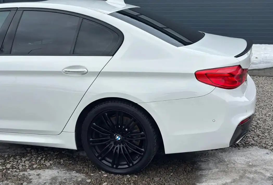 Продажа BMW 5 Series 2017 в М пакете - Легковые автомобили (Авто) в Оренбург