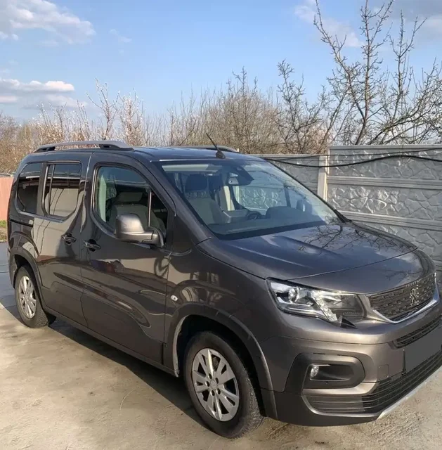 Продам Peugeot Rifter в отличном состоянии - Легковые автомобили в Оренбург