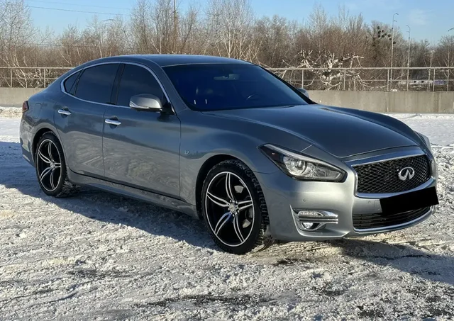 Infiniti Q70 максимальная комплектация без ДТП - Легковые автомобили в Оренбург
