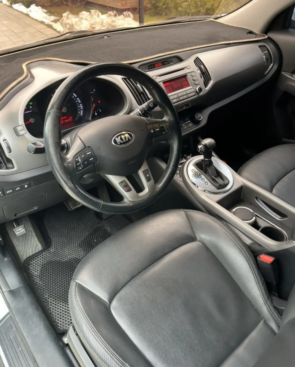 Продам Kia Sportage 2015 года - Легковые автомобили (Авто) в Оренбург