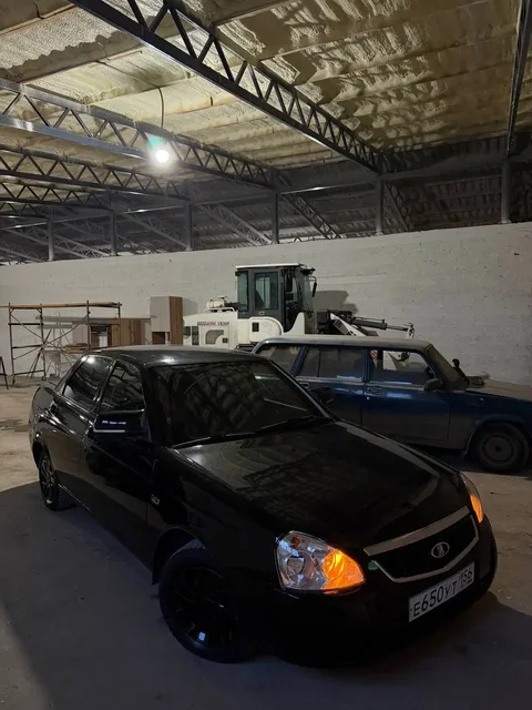 Продам Лада Приора 16-клапанная в хорошем состоянии - Ветераны советского автопрома в Оренбург