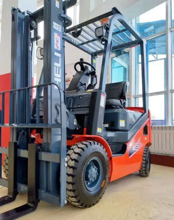 Продажа мини-погрузчика, вилочных погрузчиков и мини-экскаватора - Строительная техника (Готовый бизнес и оборудование) в Москва