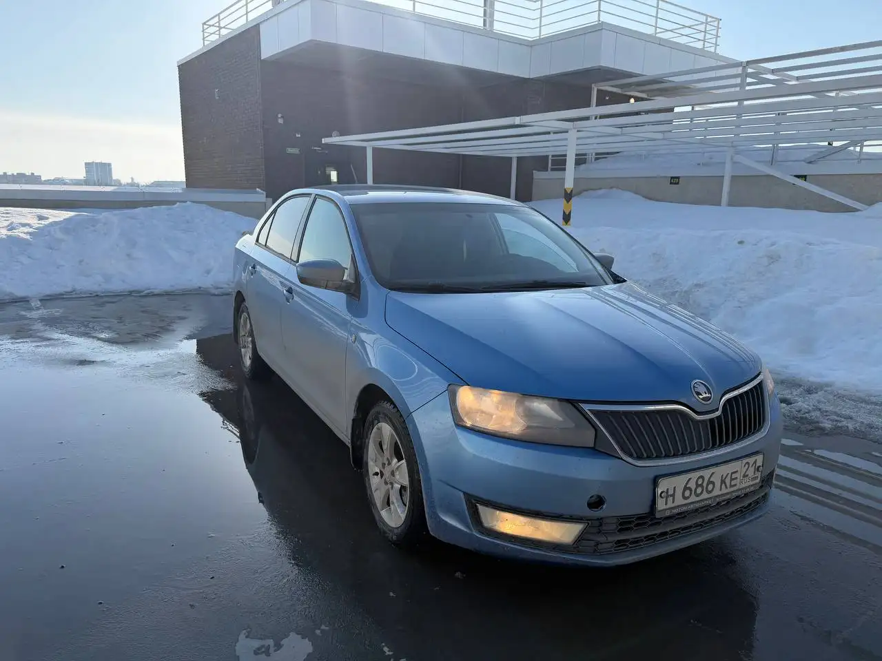 Продажа Шкода Рапид 1.4 автомат 2015 года - Легковые автомобили (Авто) в Казань
