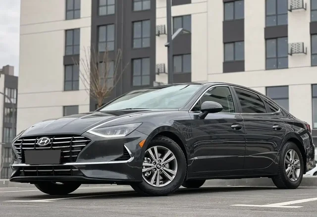 Продажа Hyundai Sonata 2020 года в идеальном состоянии - Внедорожник в Оренбург