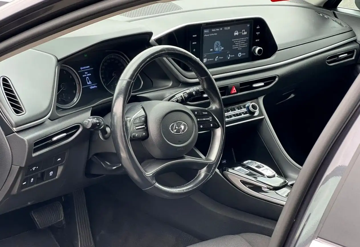 Продажа Hyundai Sonata 2020 года в идеальном состоянии - Легковые автомобили (Авто) в Оренбург