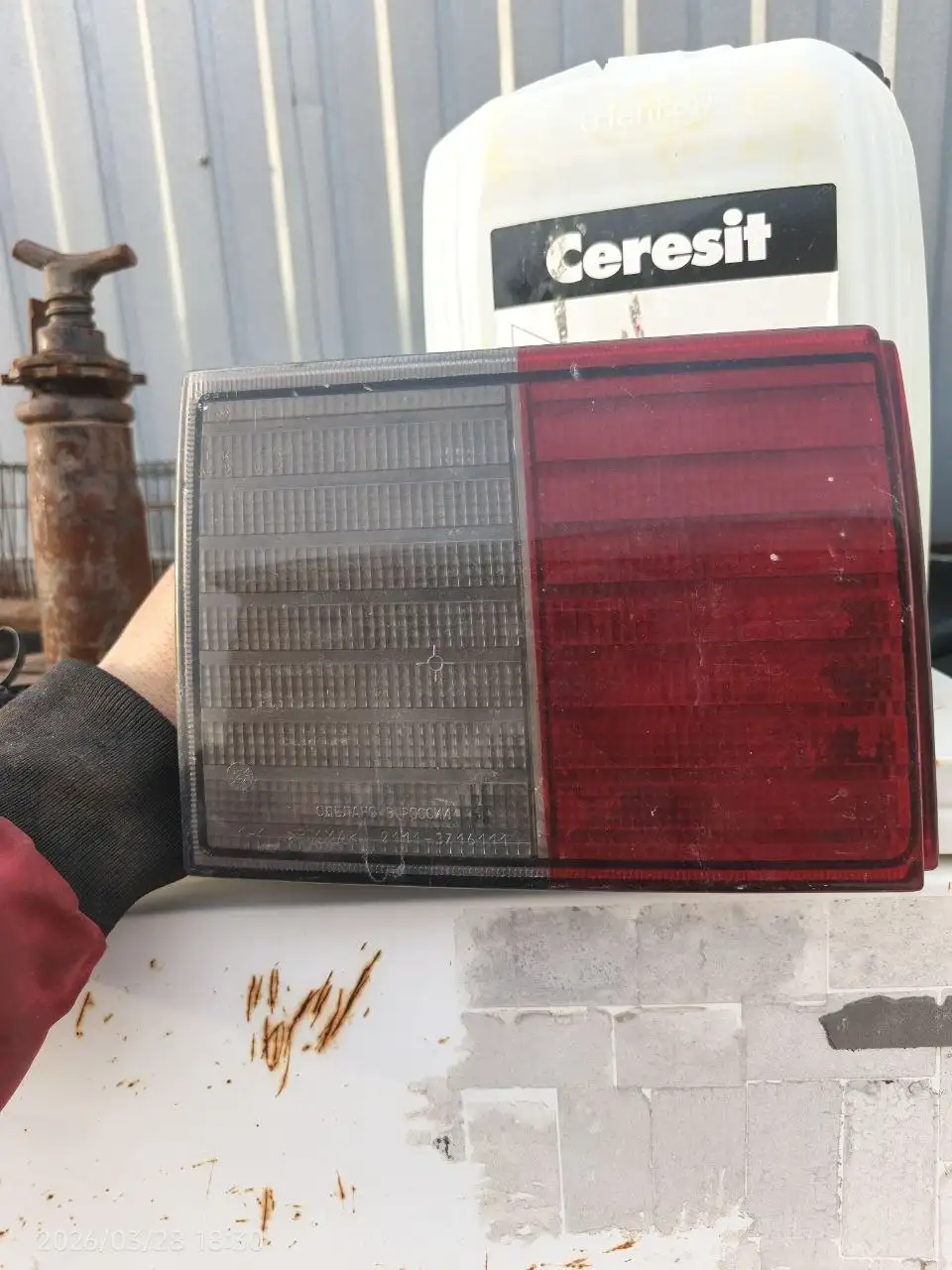 Продам запчасти для ВАЗ: поворотник, коврики, фара - Автозапчасти (Запчасти) в Оренбург