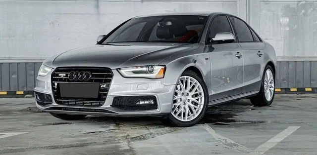 Продажа Audi A4 2015 года - Внедорожник в Оренбург