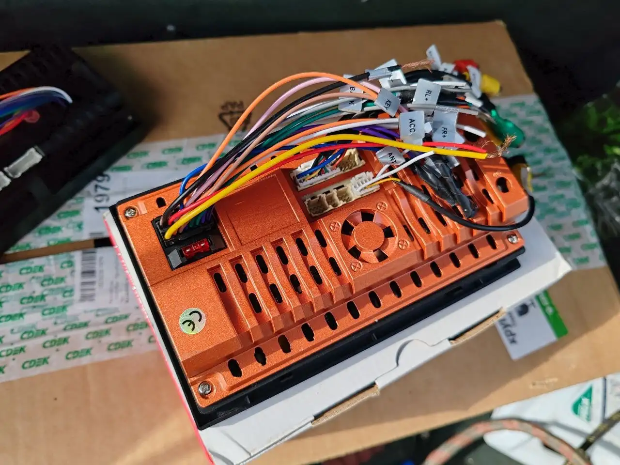 Дисплеи для авто 7 дюймов с разным состоянием - Дисплеи (Запчасти) в Оренбург