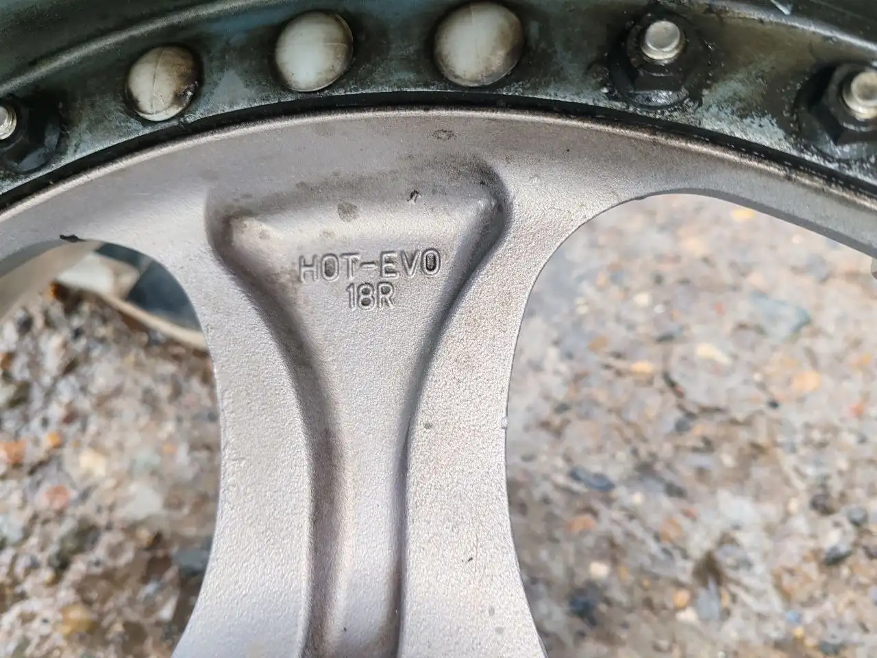 Диски R18 215/35 разболтовка 5*114.3 после правки - Диски (Авто) в Оренбург