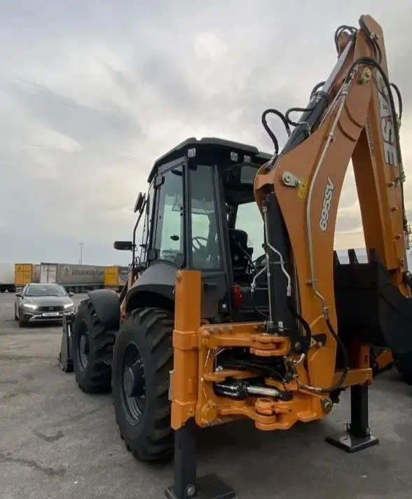 Продажа экскаваторов-погрузчиков MST M644 PLUS, Cukurova 888, Case 695 - Строительная техника (Запчасти) в Москва