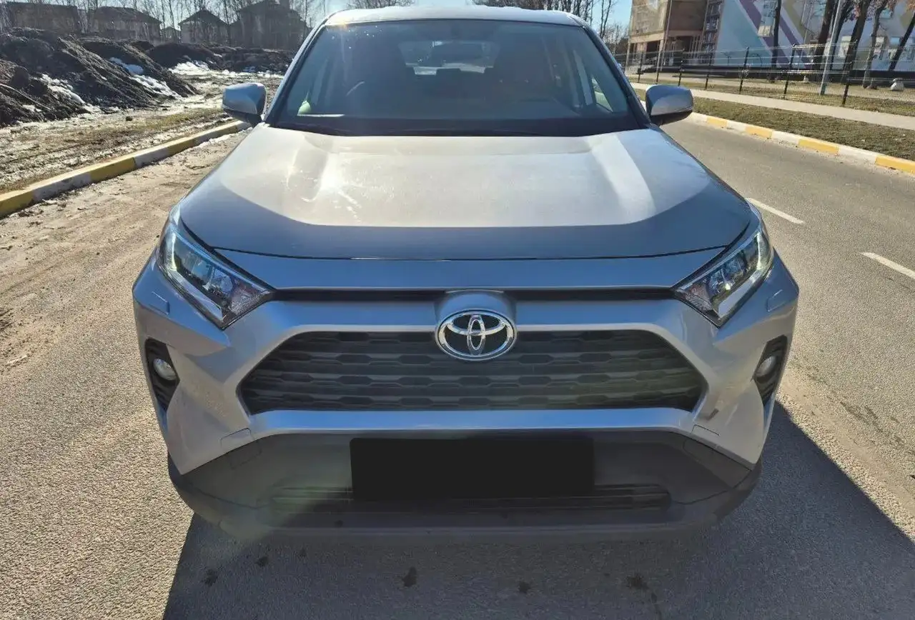 Toyota RAV4 2021 - Авто в Оренбург