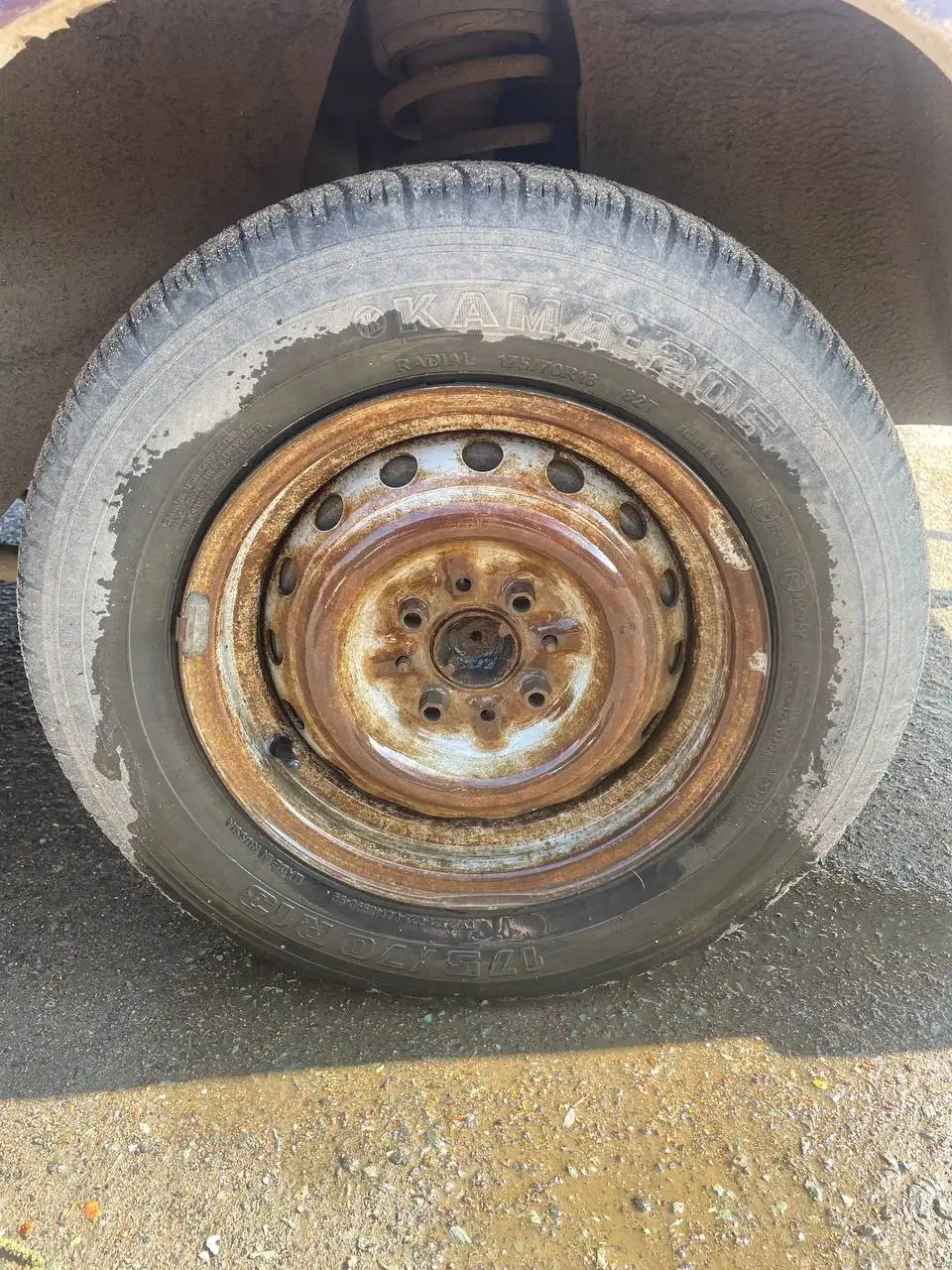 Комплект летних шин 175/70/13 - Шины (Авто) в Оренбург