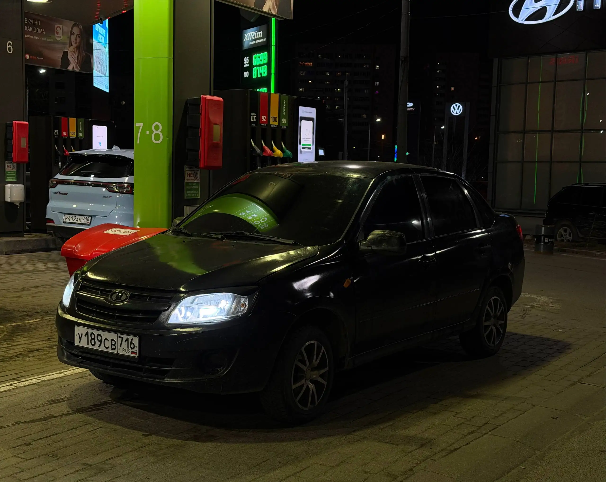 Гранта на зеленой теке, 1 хозяин - Легковые автомобили (Авто) в Оренбург