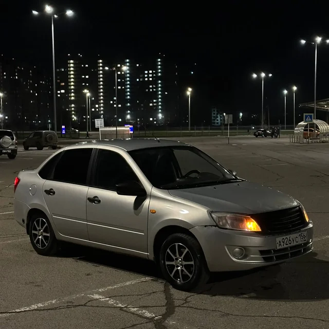 Lada Granta 2017, 175000 км - Легковые авто в Оренбург