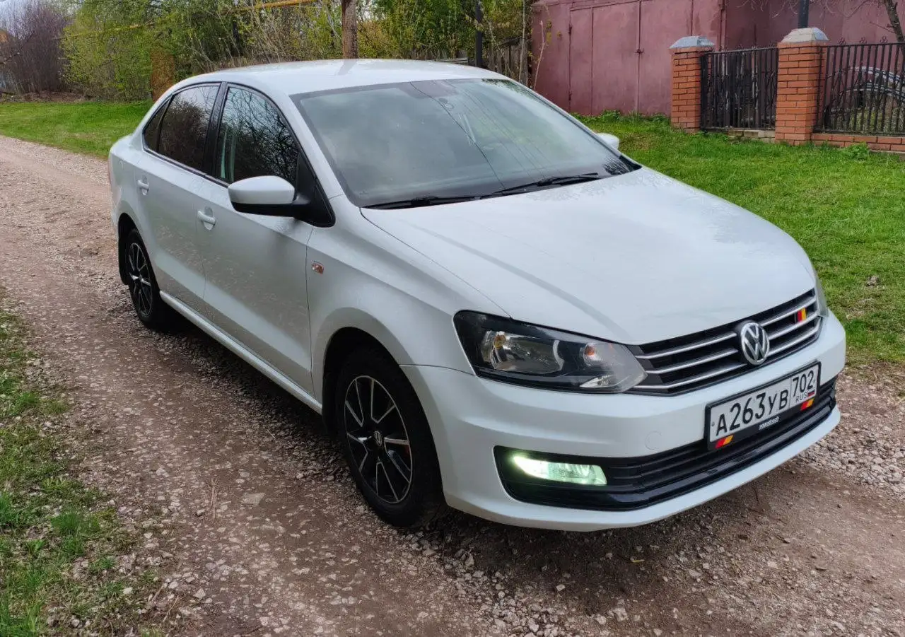 Volkswagen Polo Sedan 2015 - Легковые автомобили (Авто) в Стерлитамак