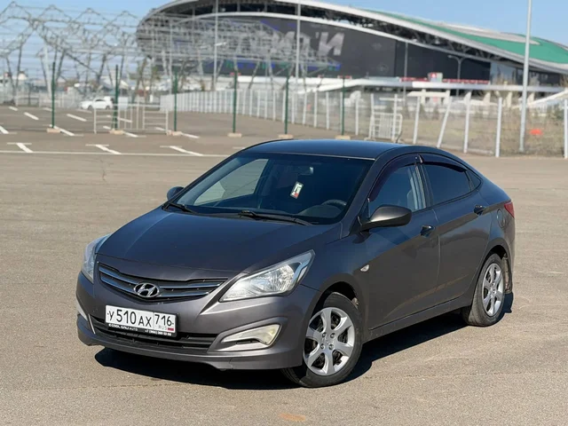 Hyundai Solaris 2014 1.4 МТ - Прицепы/цистерны в Казань