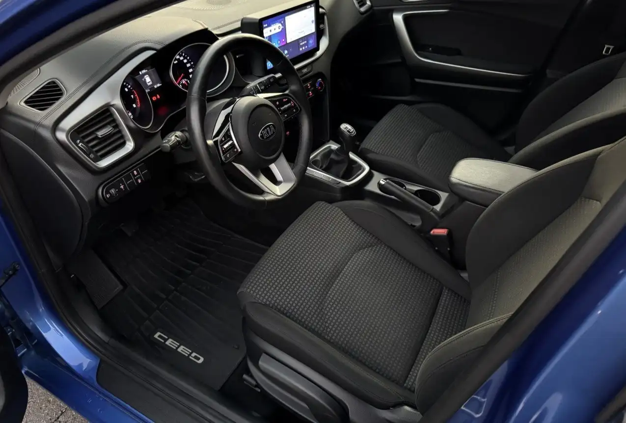Kia Ceed 2019 III поколение, 1.6 л, 96 000 км - Kia (Авто) в Оренбург