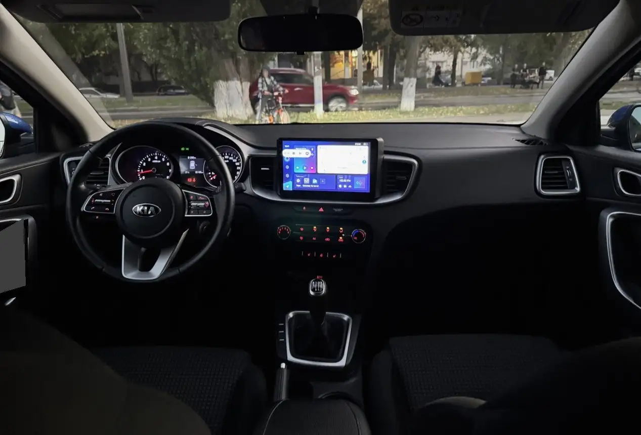 Kia Ceed 2019 III поколение, 1.6 л, 96 000 км - Kia (Авто) в Оренбург