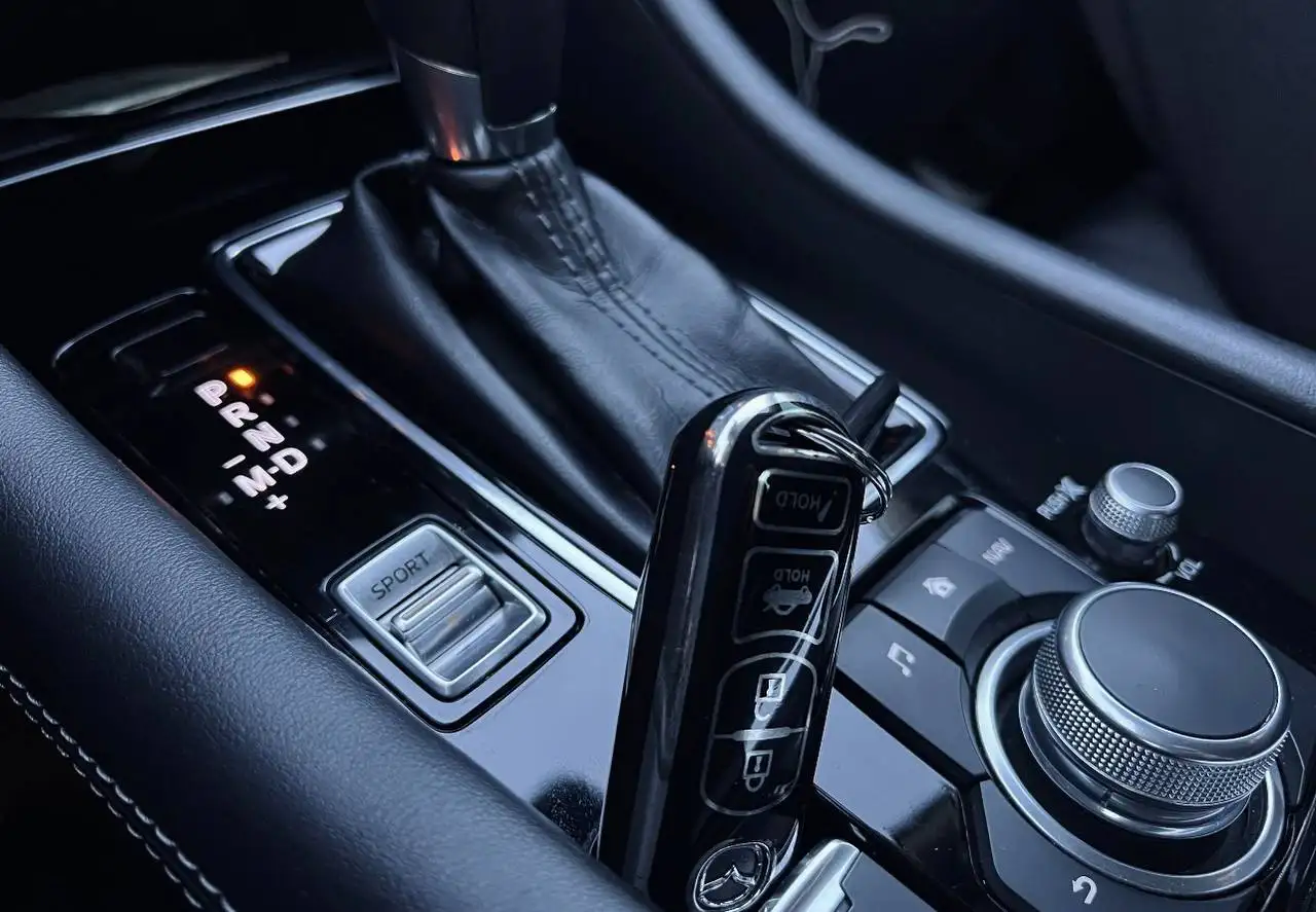 Mazda 6 2019 - Легковые автомобили (Авто) в Оренбург