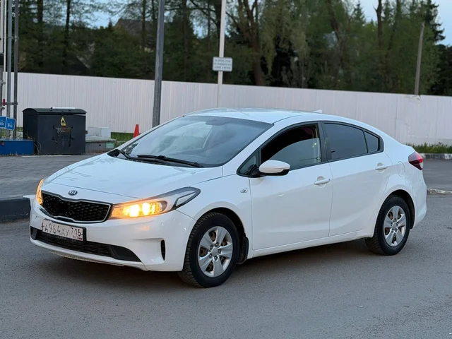 KIA CERATO 1.6 АВТОМАТ 2017 - Легковые в Казань
