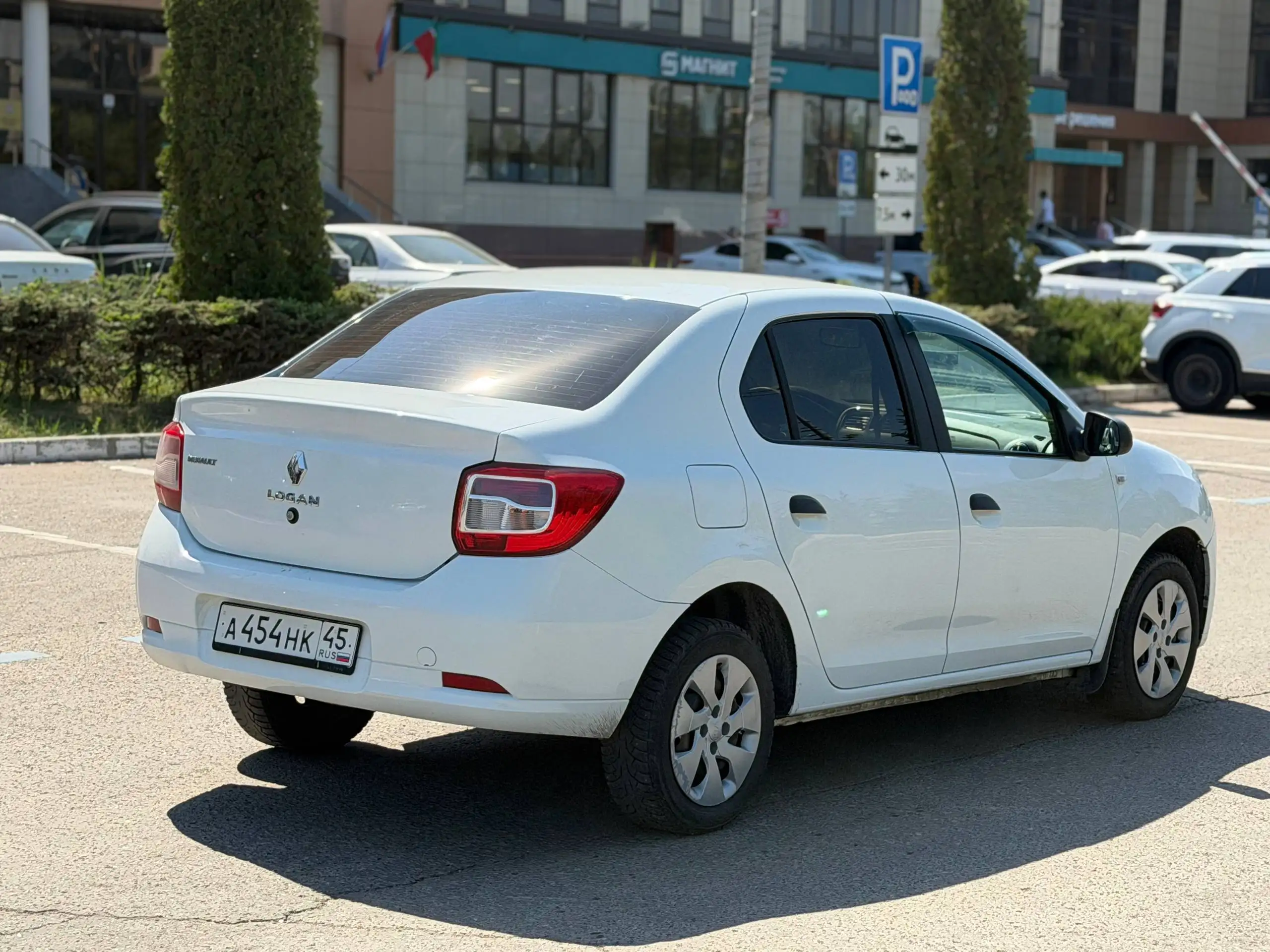 Renault Logan 2020 1.6 - Легковые автомобили (Авто) в Казань