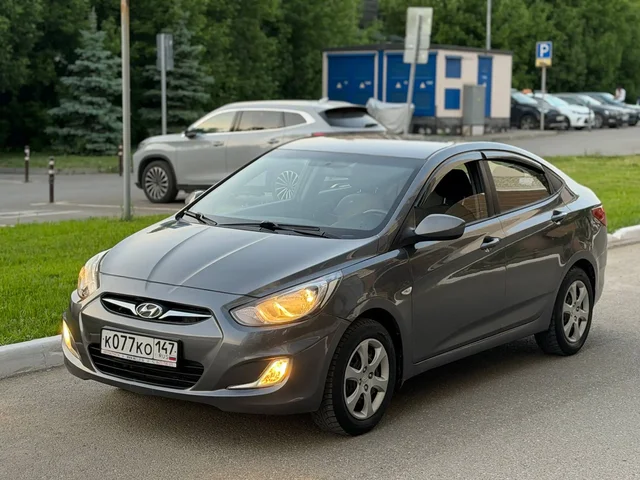 Hyundai Solaris 2011 1.6 АВТОМАТ - Авто в Казань