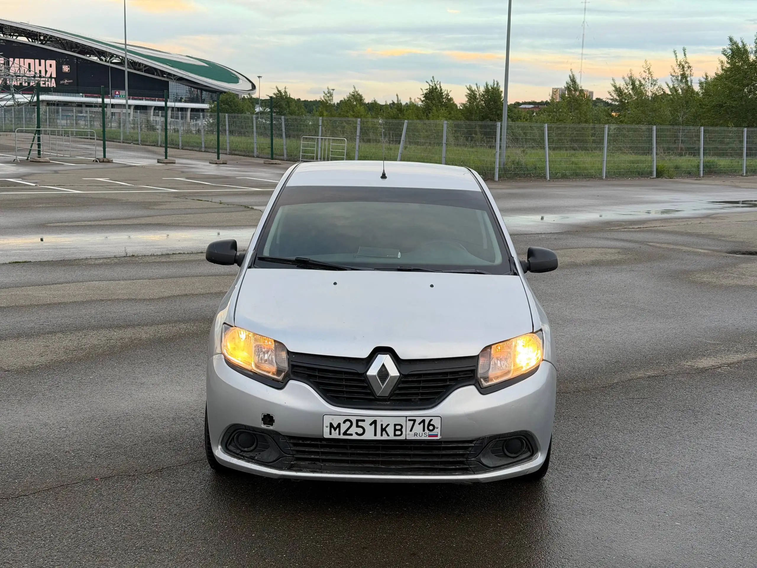 Renault Logan 2019 1.6 - Легковые автомобили (Авто) в Казань
