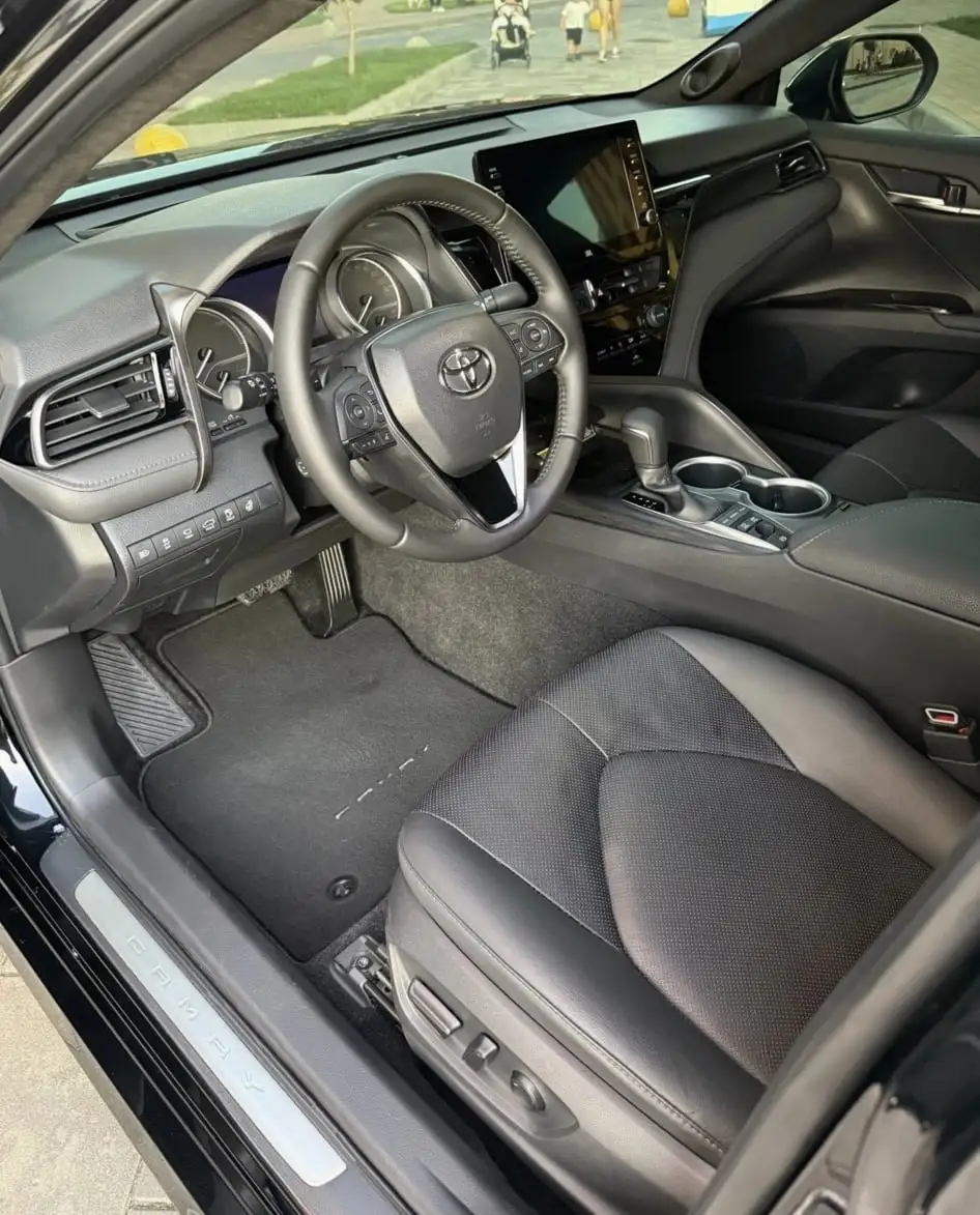 Toyota Camry 2021 - Легковые автомобили (Авто) в Оренбург