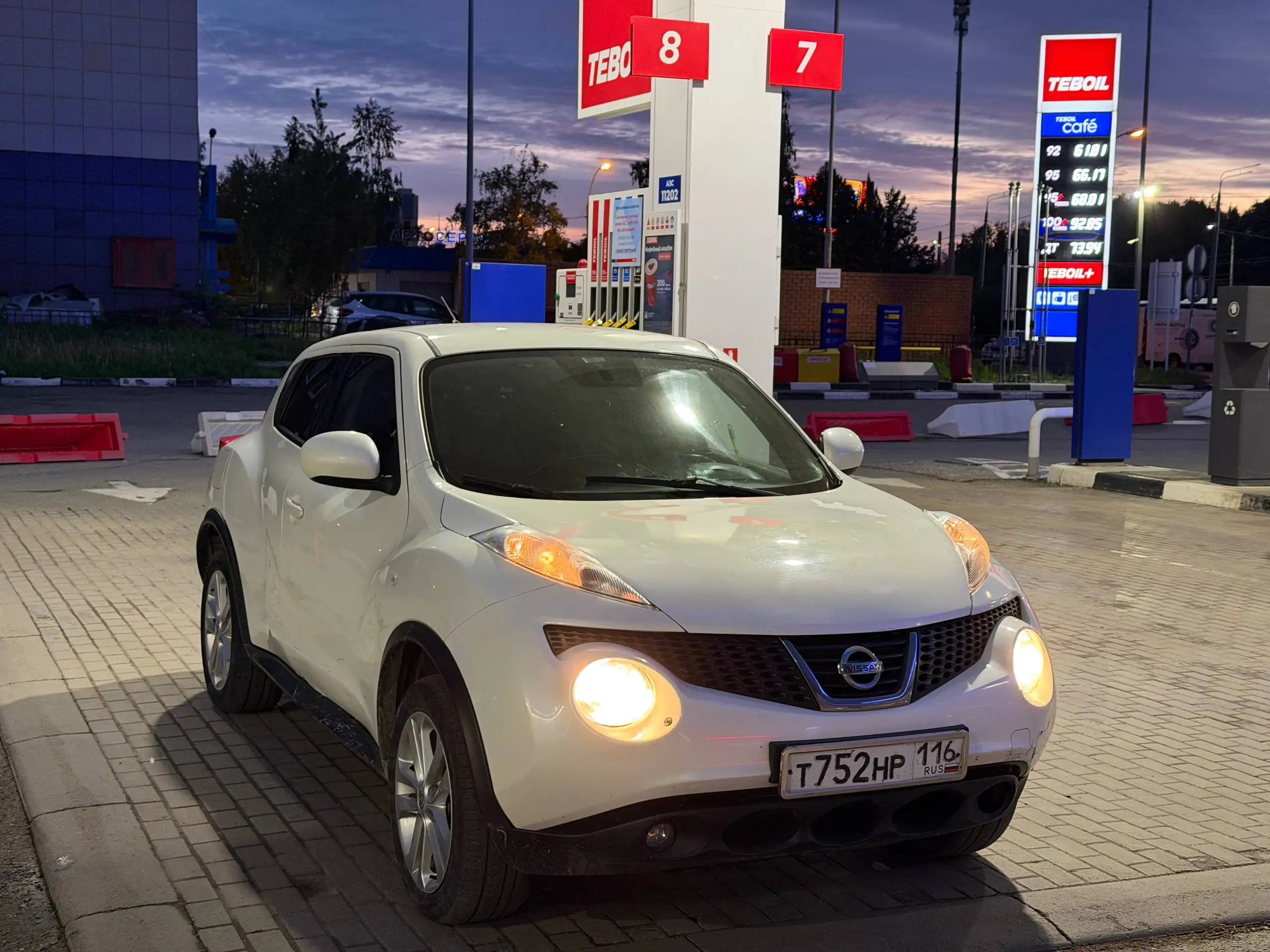 Nissan Juke Рест 2014 1.6 MT - Легковые автомобили (Авто) в Казань