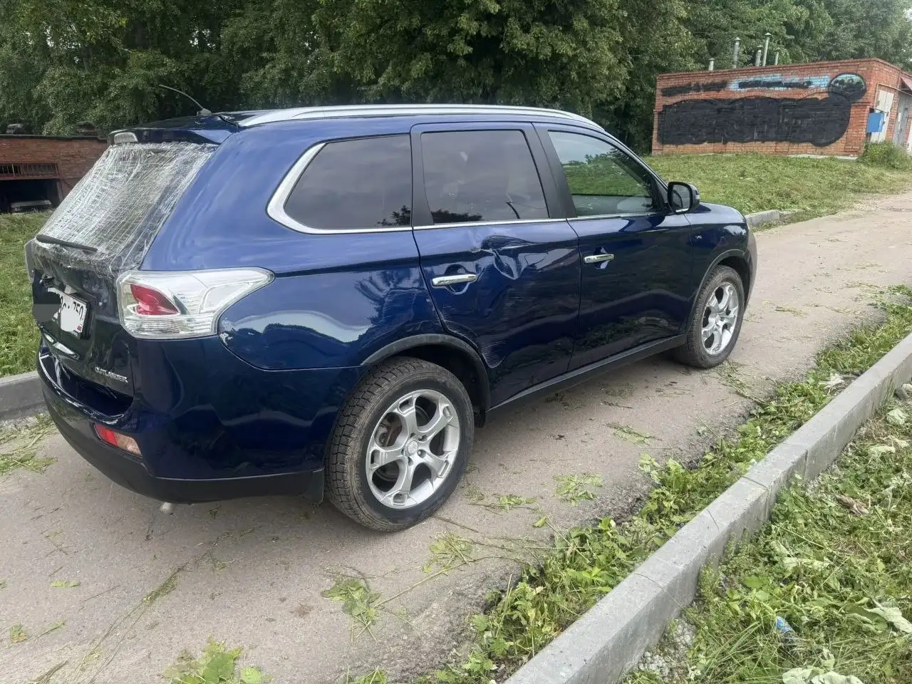 Мицубиси Аутлендер 3 рест 2014 - Легковые автомобили (Авто) в Оренбург